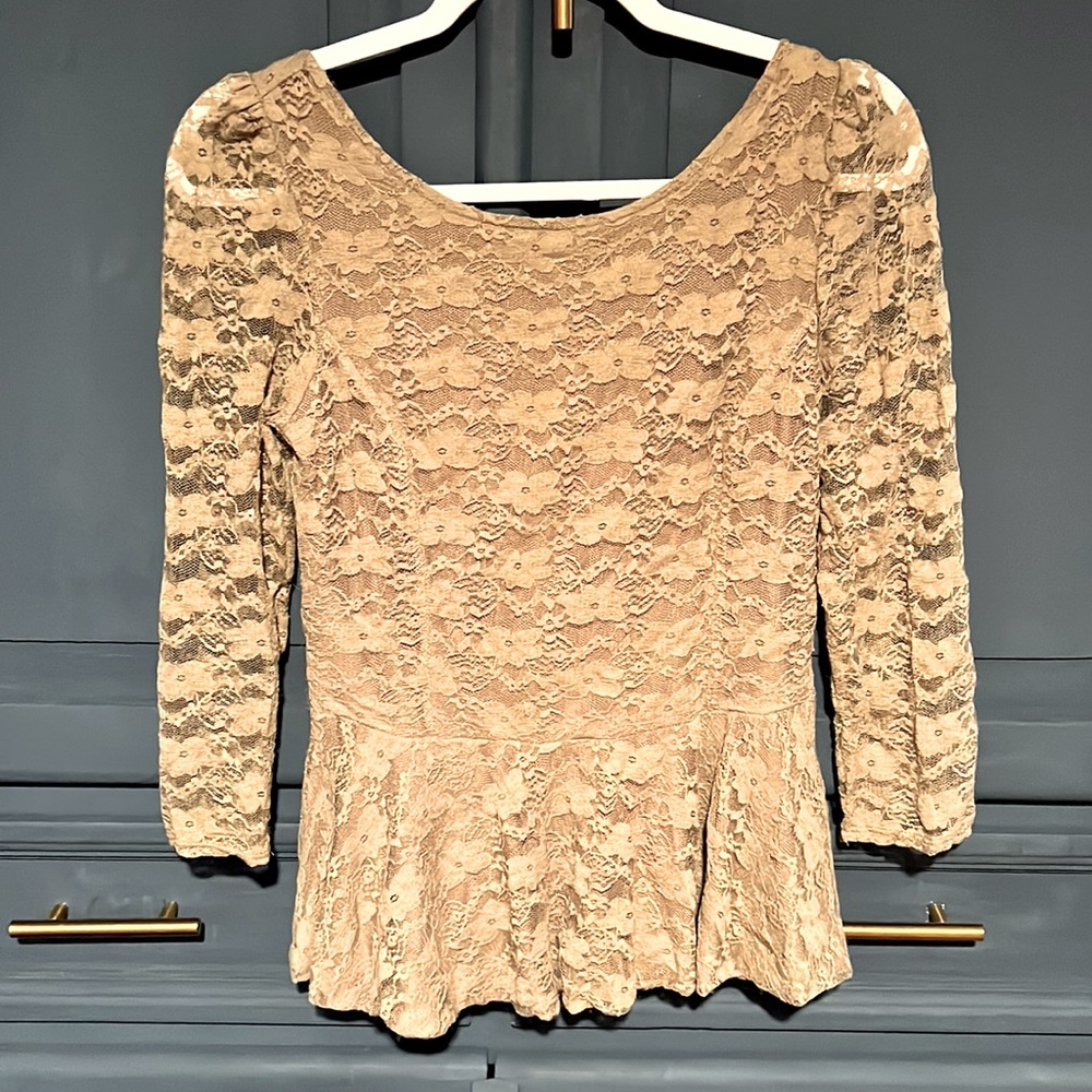 Lace blouse with zipper back